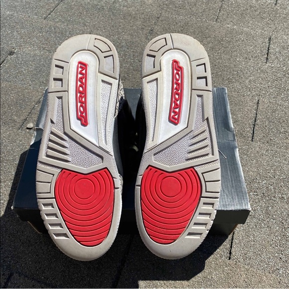 Jordan Retro 3 OG Black Cement - Picture 5 of 7